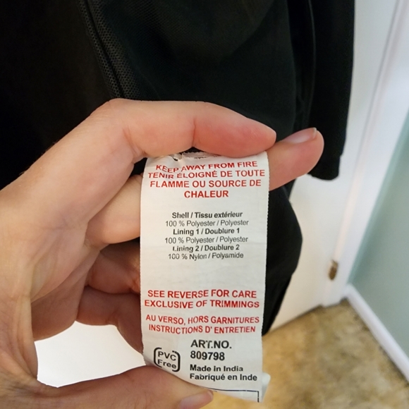 Puma Lightweight Jacket with zipper - Picture 9 of 10